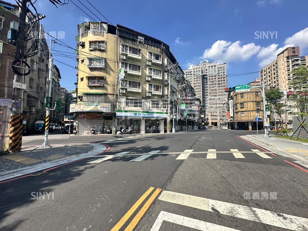 正臨路中和傳家寶店面房屋室內格局與周邊環境