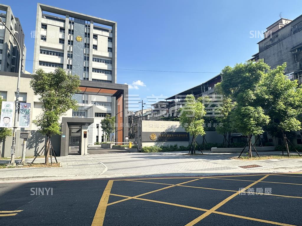 正臨路中和傳家寶店面房屋室內格局與周邊環境