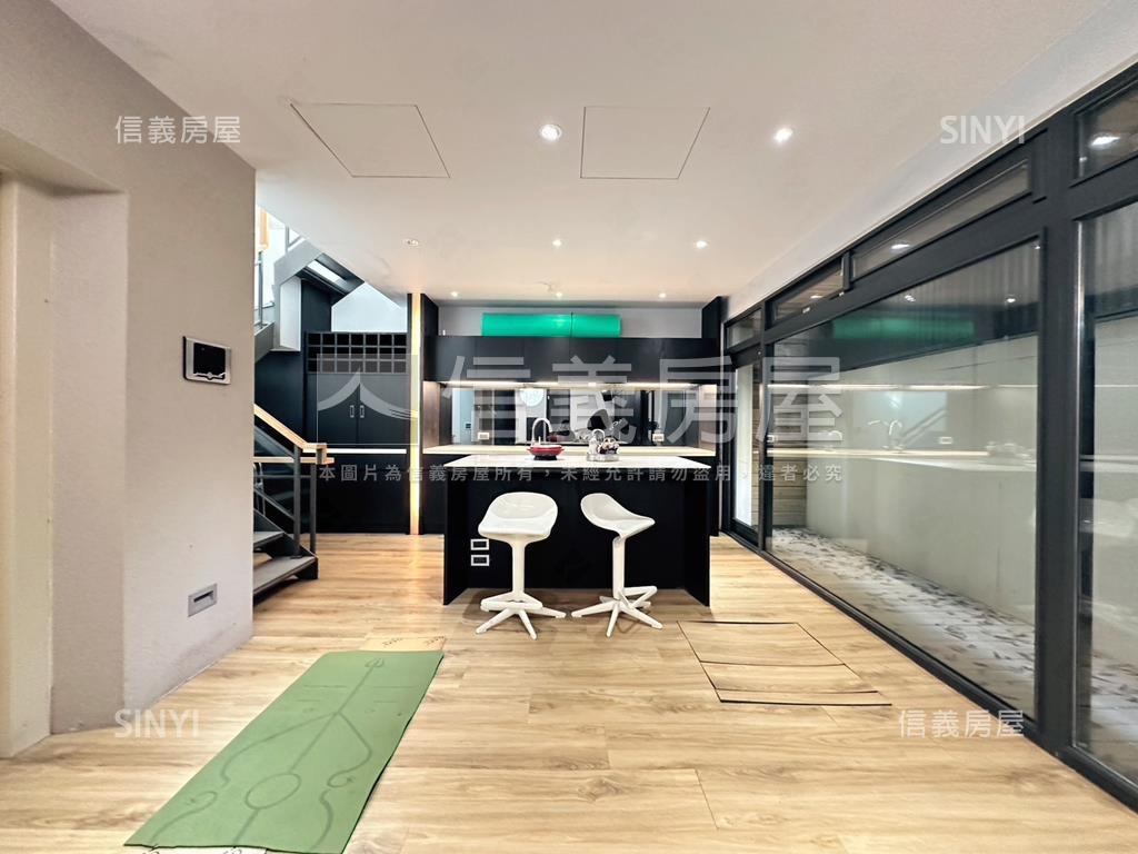 龜山稀有全裝潢電梯別墅房屋室內格局與周邊環境