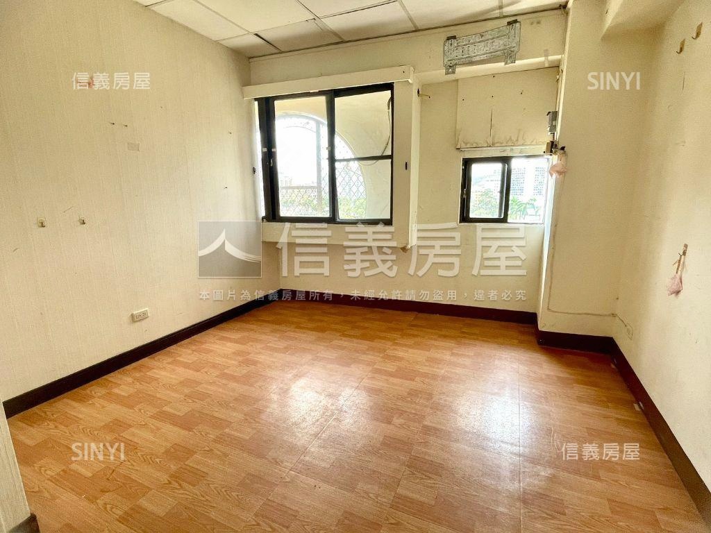 近前金幸福川大五房溫馨宅房屋室內格局與周邊環境