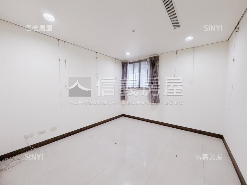 ＭＢＡ氣派豪邸房屋室內格局與周邊環境