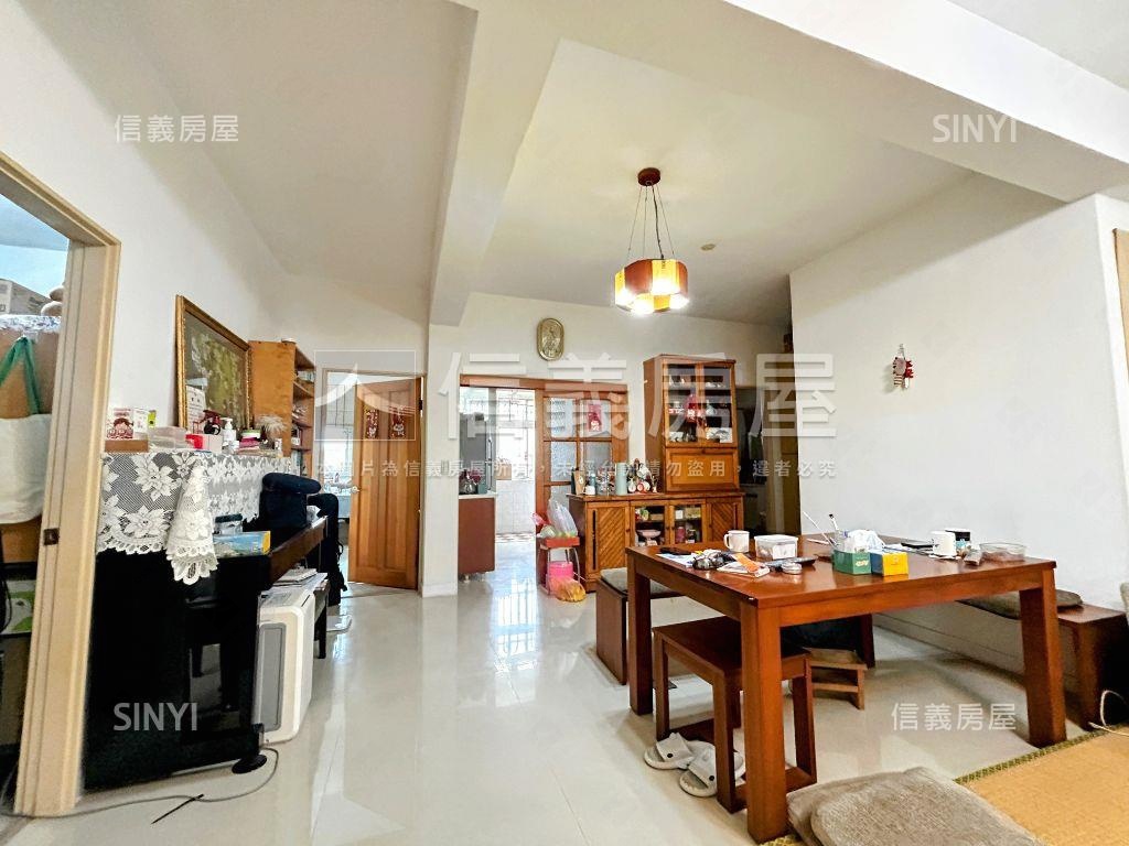 忠義頂級美寓房屋室內格局與周邊環境