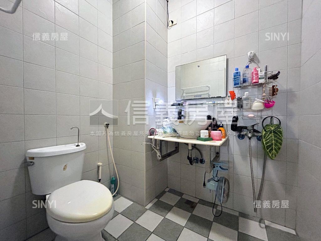 忠義頂級美寓房屋室內格局與周邊環境