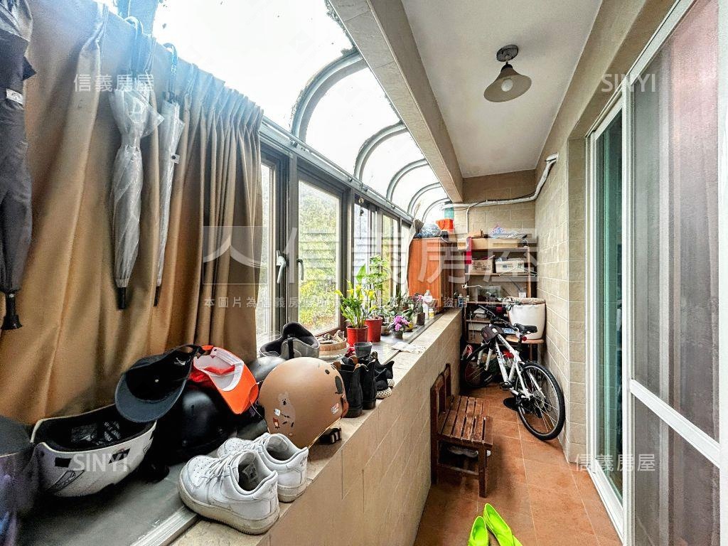 忠義頂級美寓房屋室內格局與周邊環境