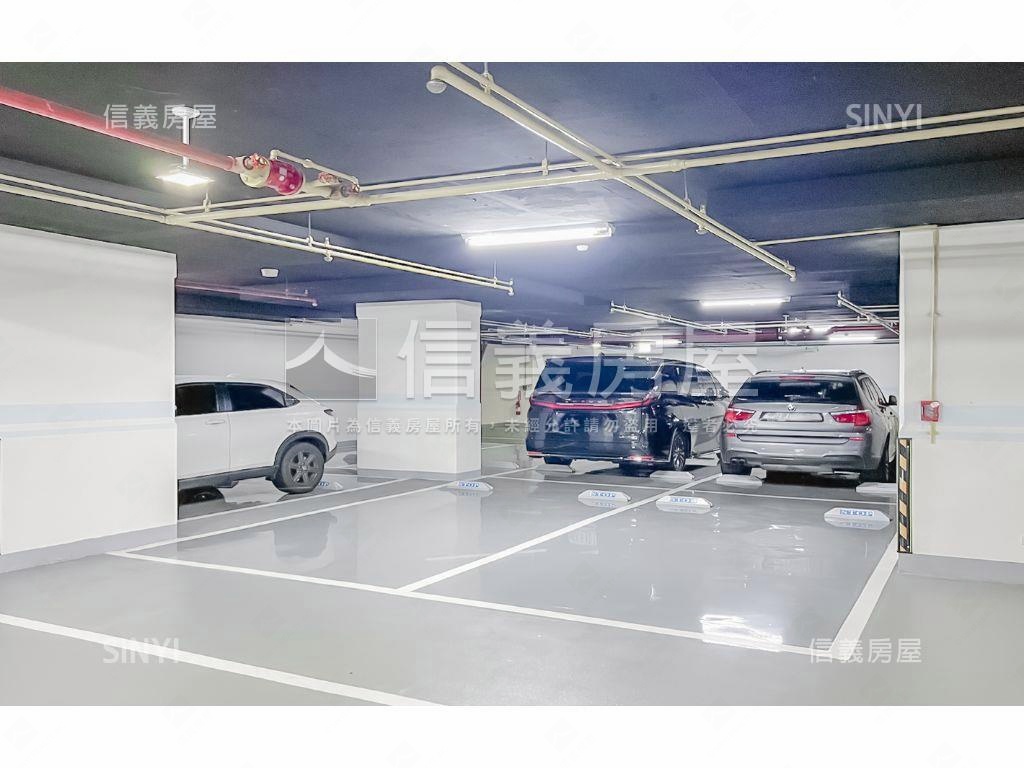 臻愛赫里翁高樓三房平車房屋室內格局與周邊環境