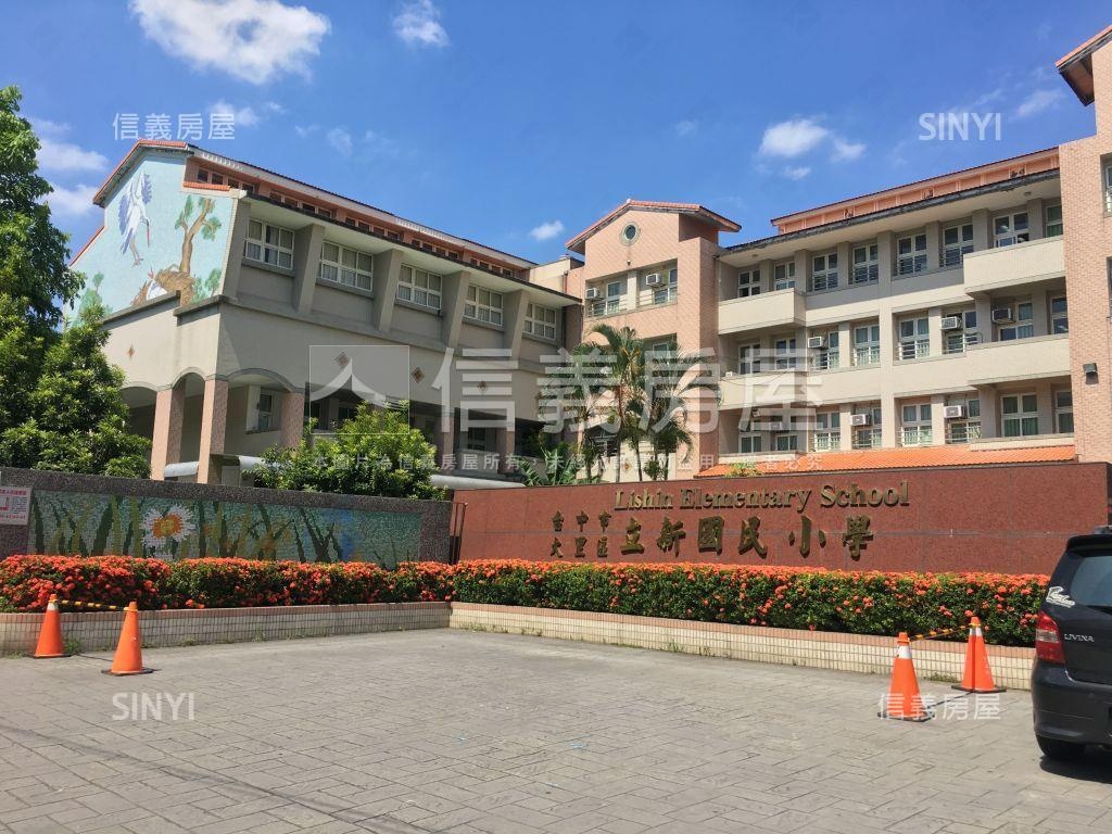 近學區大地坪臨路透天房屋室內格局與周邊環境