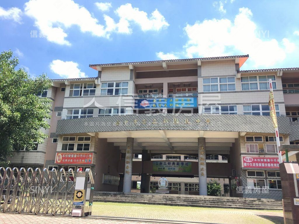 近學區大地坪臨路透天房屋室內格局與周邊環境