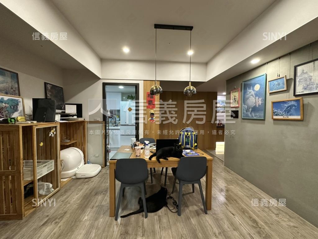 高樓層設計師的家房屋室內格局與周邊環境