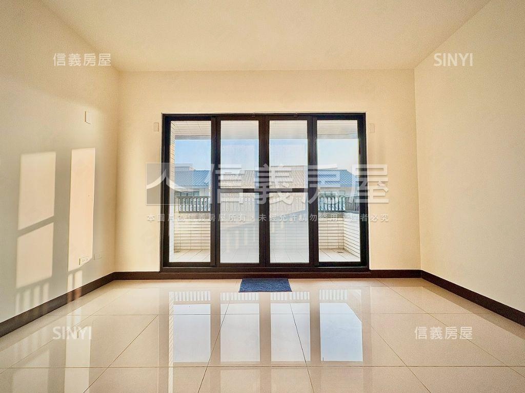 ＬＭ｜大面寬朝南雙車別墅房屋室內格局與周邊環境