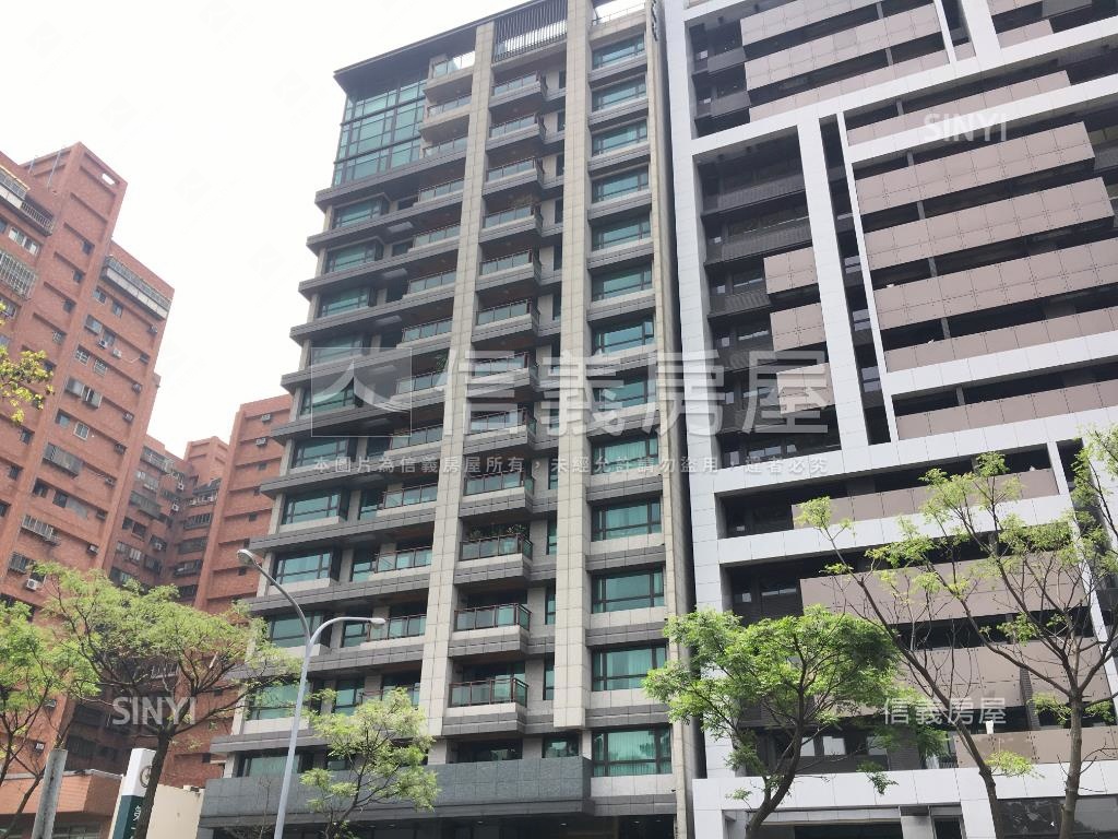 富堡晶樺精品１＋１房屋室內格局與周邊環境