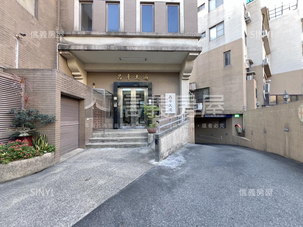 昌平路黃金地段｜臨路透店房屋室內格局與周邊環境