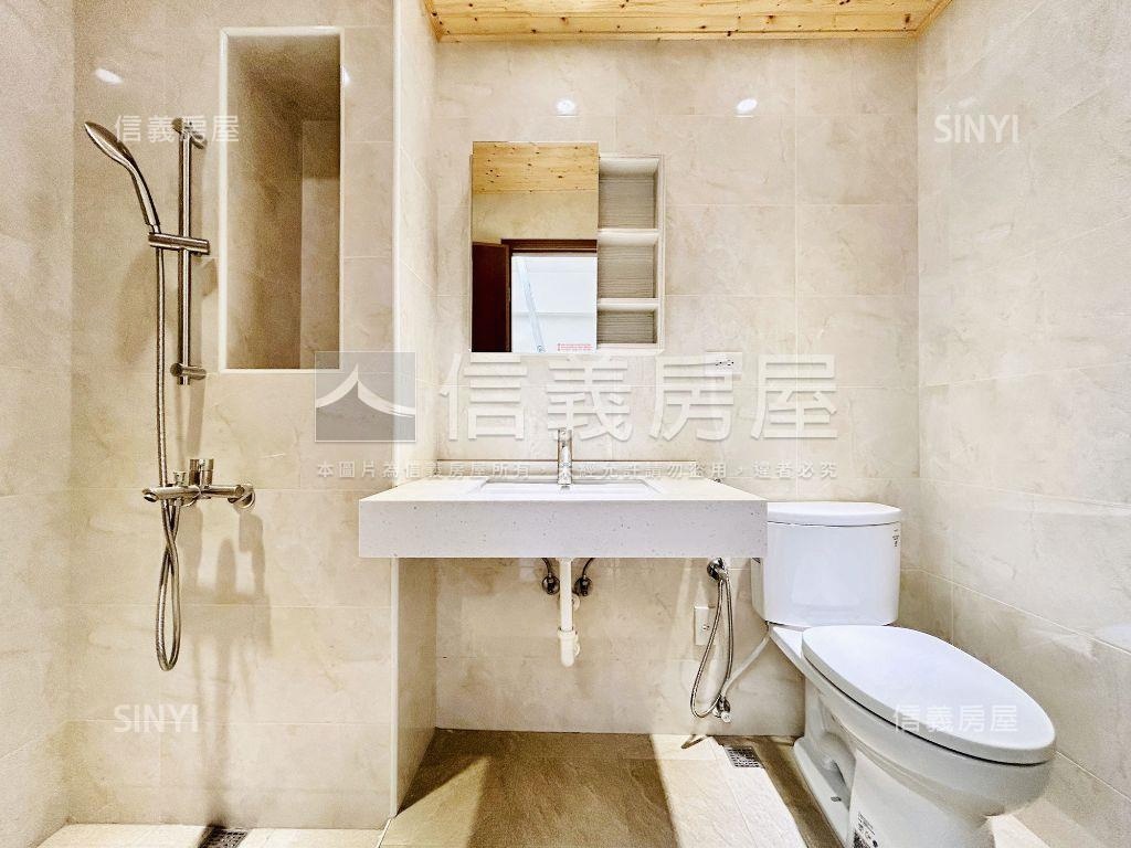 近中國醫獨棟臨路豪墅房屋室內格局與周邊環境