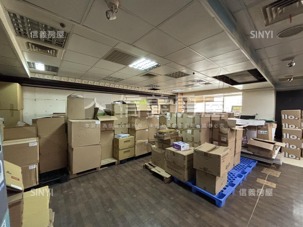 洛克婓勒大坪數高樓商辦房屋室內格局與周邊環境