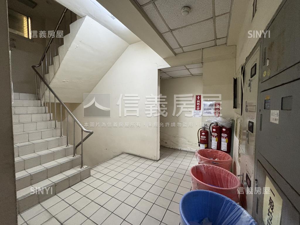 洛克婓勒大坪數高樓商辦房屋室內格局與周邊環境