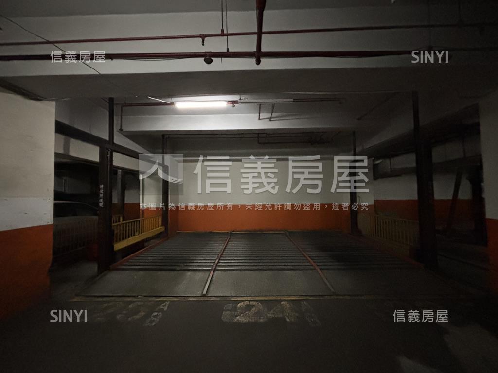 洛克婓勒大坪數高樓商辦房屋室內格局與周邊環境