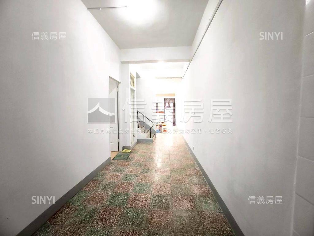 近６６快速道路旁透天房屋室內格局與周邊環境