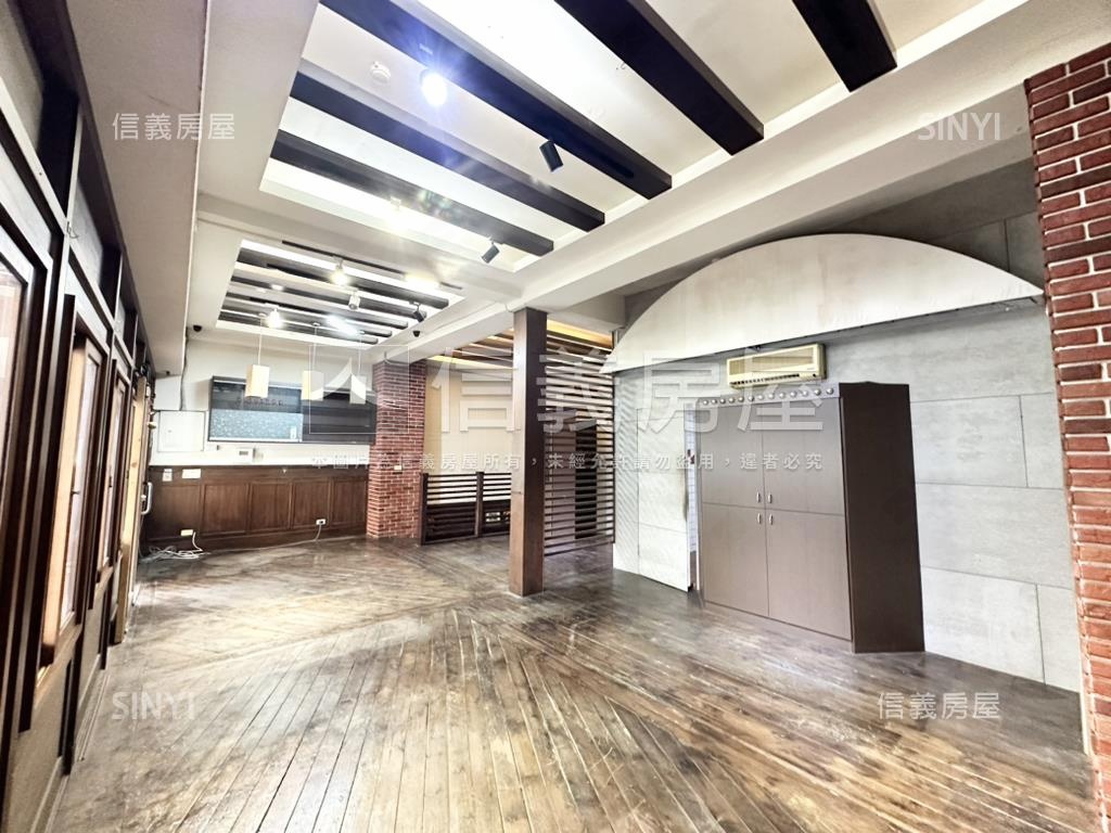 約十米大面寬店面這間好俗房屋室內格局與周邊環境