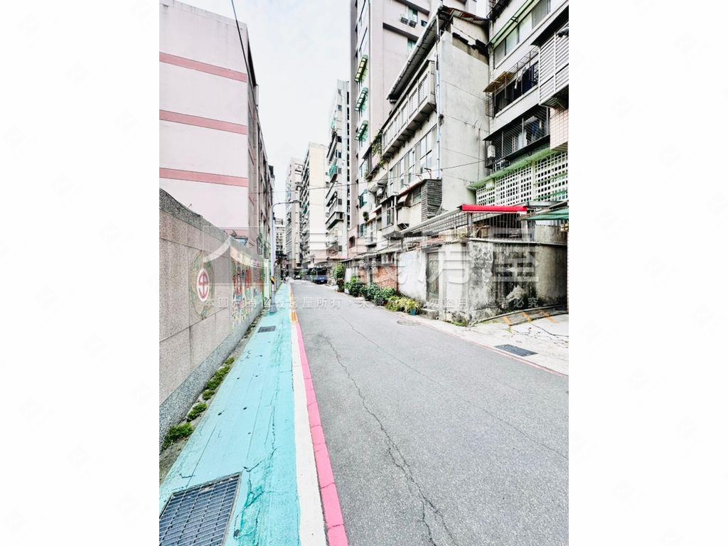中山國小捷運美宅房屋室內格局與周邊環境