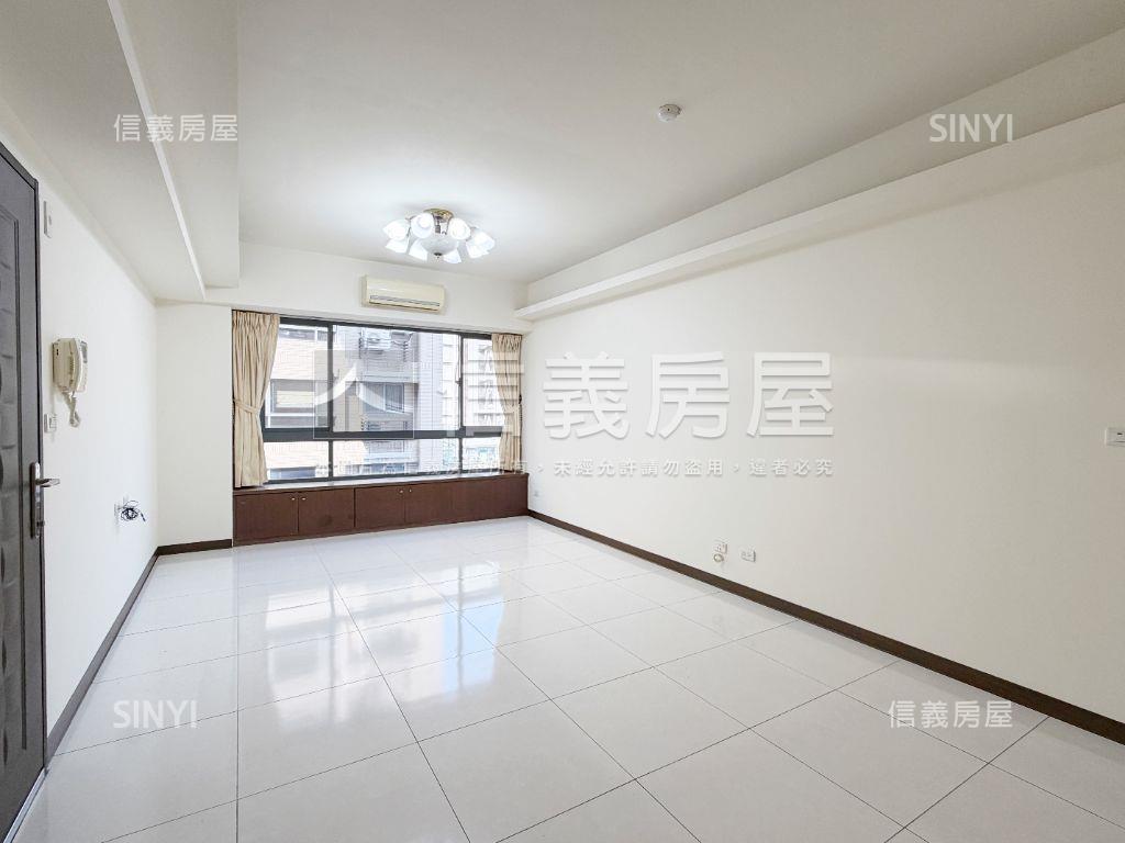 新東方花園採光明亮美三房房屋室內格局與周邊環境