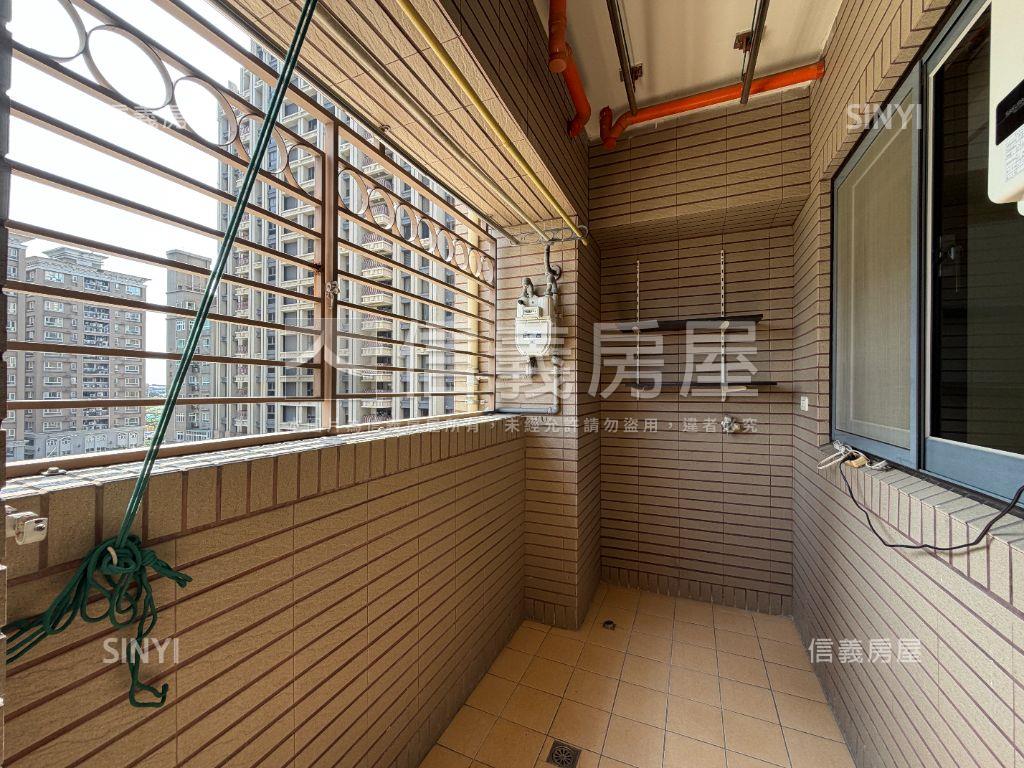 新東方花園採光明亮美三房房屋室內格局與周邊環境