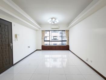 新東方花園採光明亮美三房