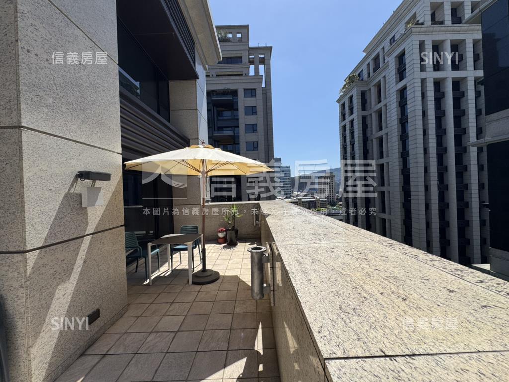 元大君品稀有露台戶房屋室內格局與周邊環境