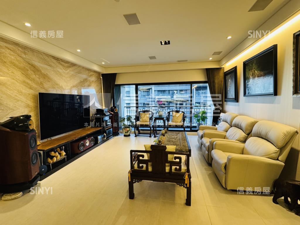 元大君品稀有露台戶房屋室內格局與周邊環境