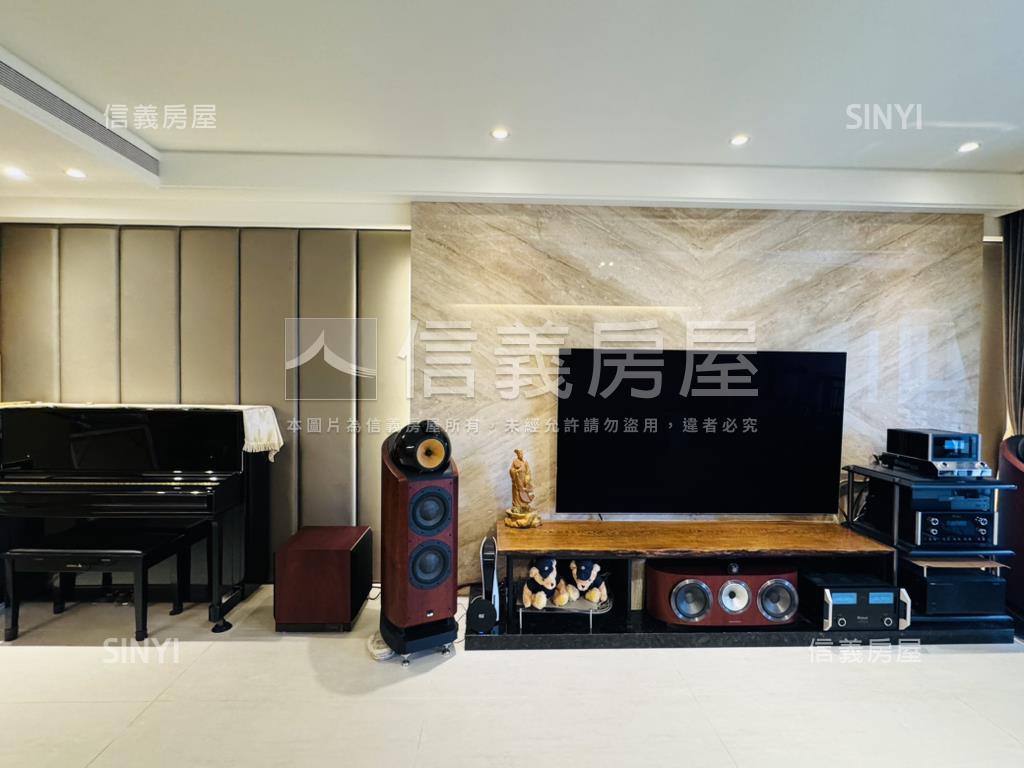 元大君品稀有露台戶房屋室內格局與周邊環境