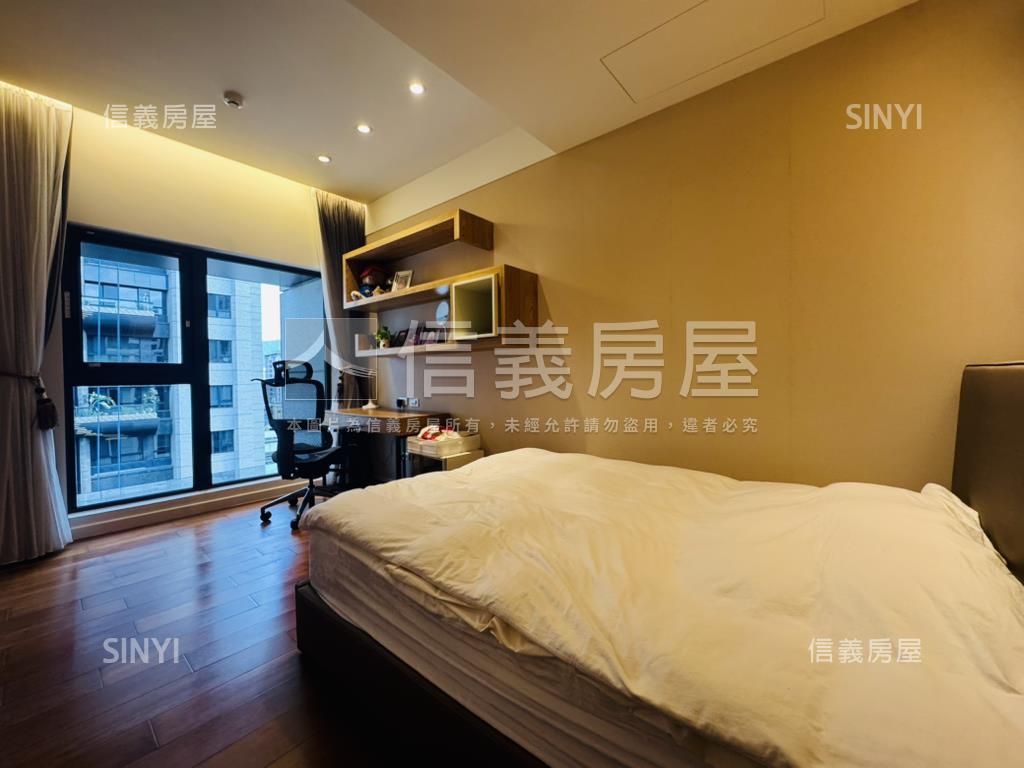 元大君品稀有露台戶房屋室內格局與周邊環境