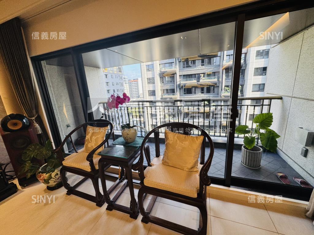 元大君品稀有露台戶房屋室內格局與周邊環境