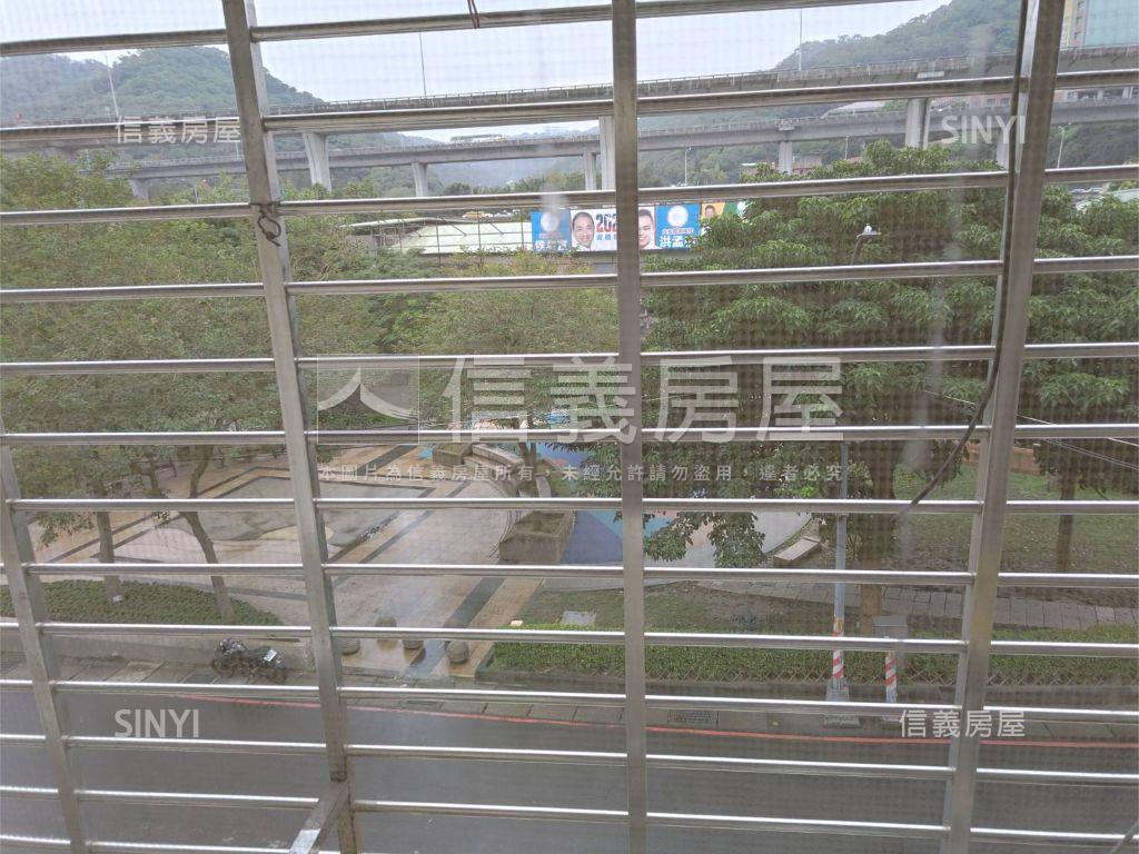 大泰山面公園臨路金雞母房屋室內格局與周邊環境