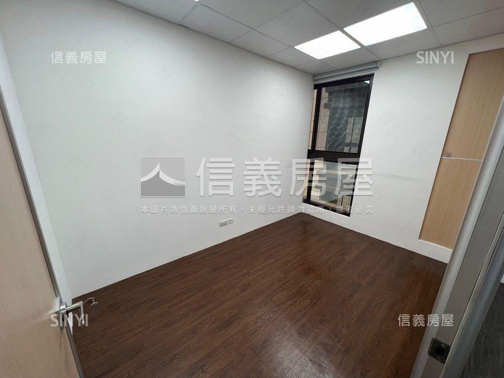 ⭐世界心–前棟大空間房屋室內格局與周邊環境
