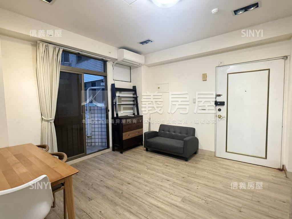 近文化中心圓夢華廈附平車房屋室內格局與周邊環境