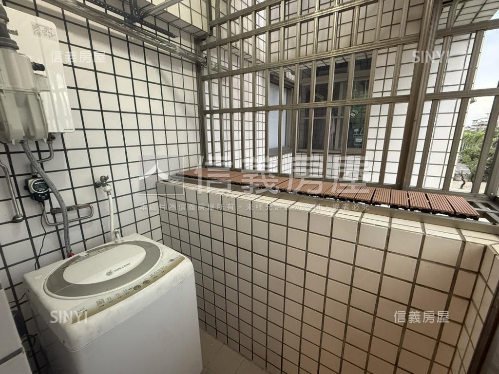 近文化中心圓夢華廈附平車房屋室內格局與周邊環境