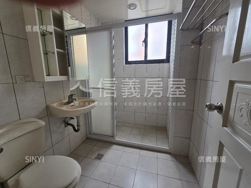 美校精華美寓房屋室內格局與周邊環境
