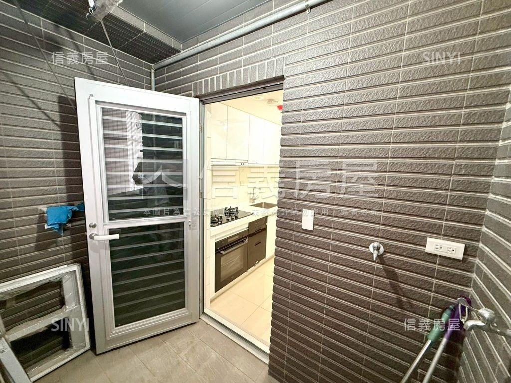 南京復興靜巷三房車位房屋室內格局與周邊環境