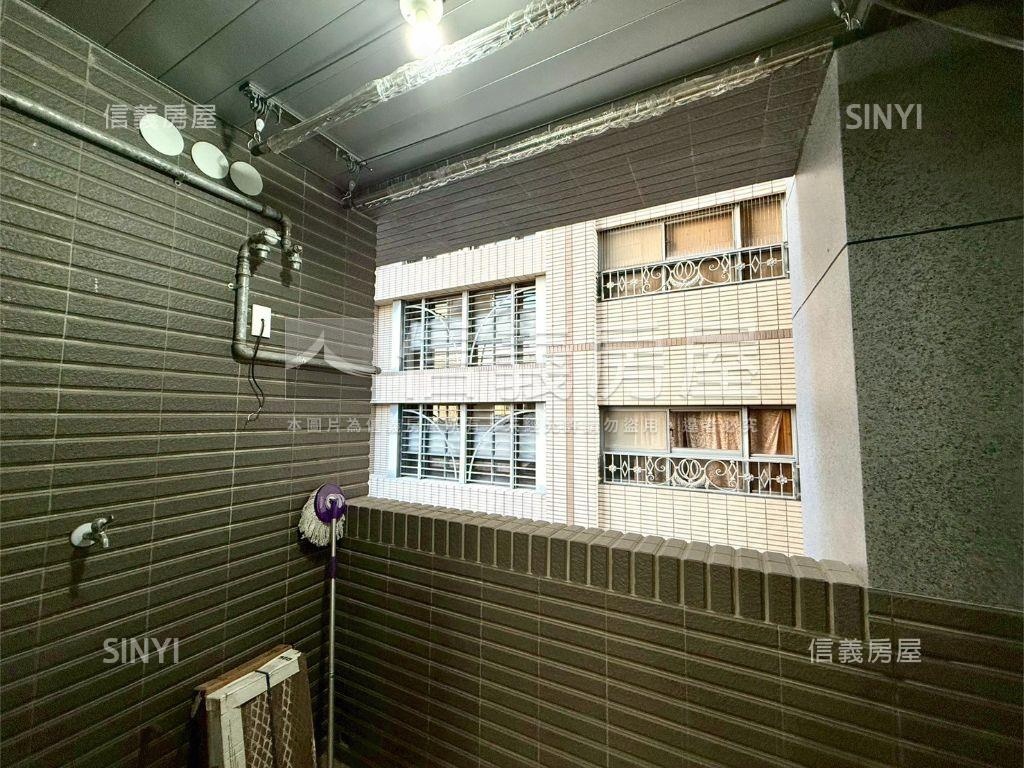 南京復興靜巷三房車位房屋室內格局與周邊環境