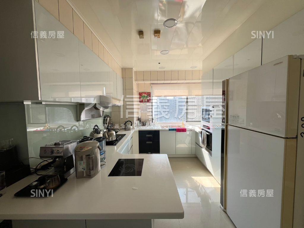 獅子城，高樓三房平車房屋室內格局與周邊環境