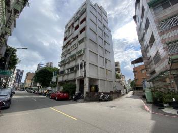 中醫約十米店面四面活路