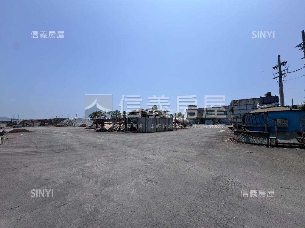 林園甲工７２５６坪房屋室內格局與周邊環境