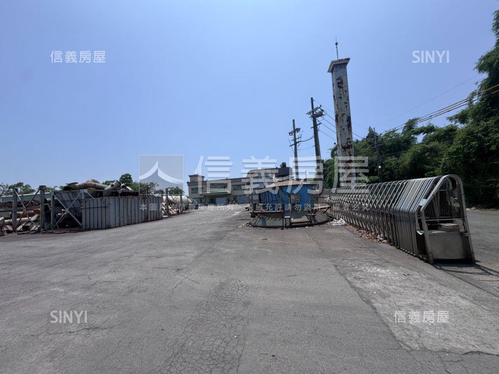 林園甲工７２５６坪房屋室內格局與周邊環境