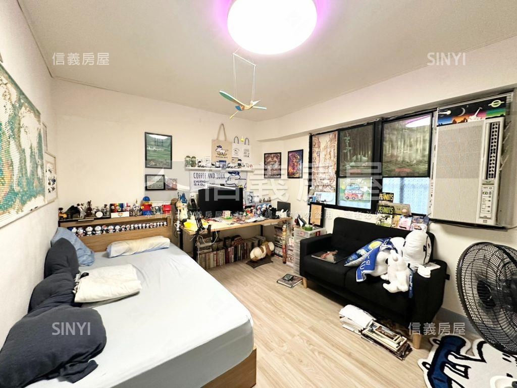 近明星學區鬧中取靜大店住房屋室內格局與周邊環境