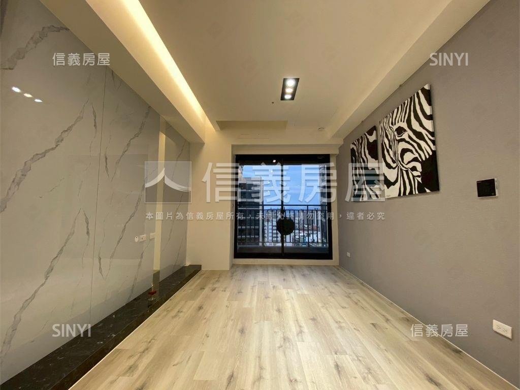 首綻全新裝潢高樓三房車位房屋室內格局與周邊環境