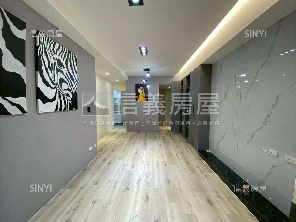 首綻全新裝潢高樓三房車位房屋室內格局與周邊環境