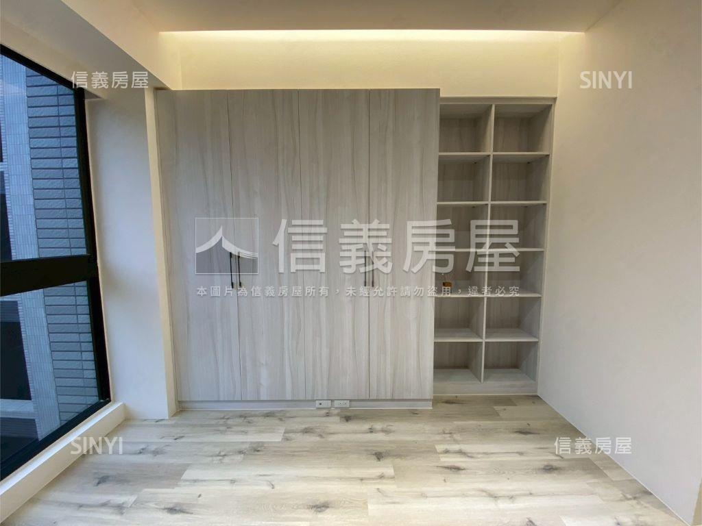 首綻全新裝潢高樓三房車位房屋室內格局與周邊環境