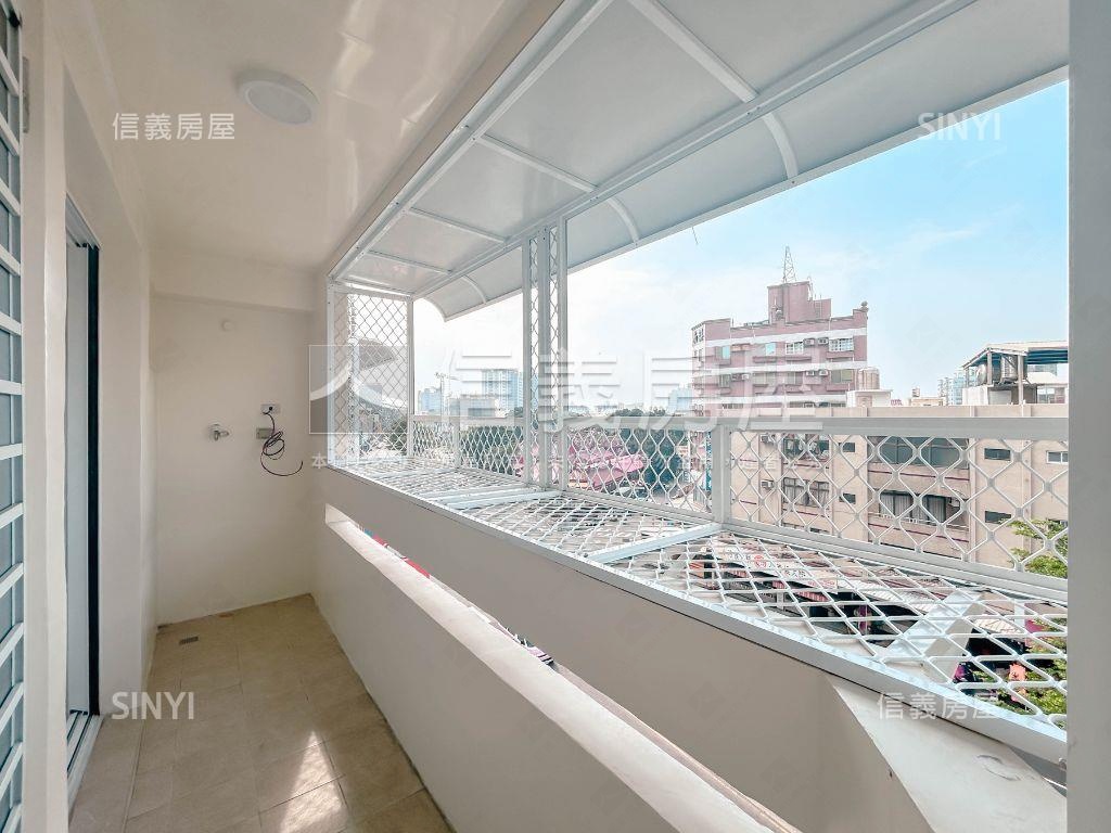 東區｜近南紡純白時尚三房房屋室內格局與周邊環境