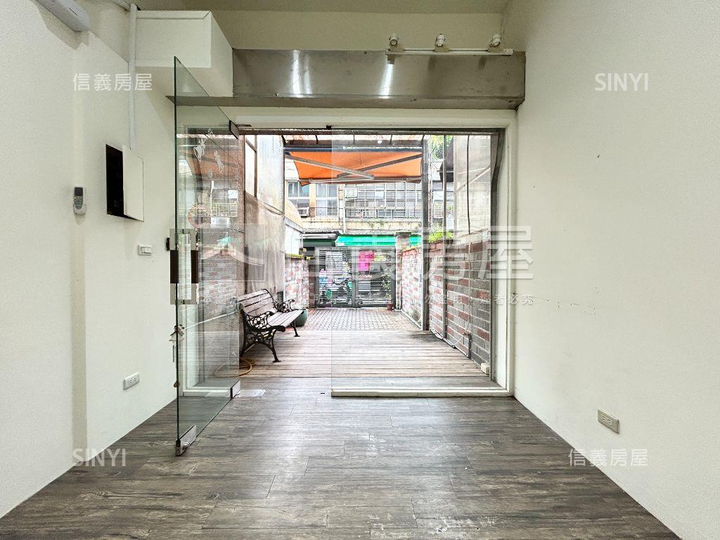 ✿南京三民挑高４米店辦✿房屋室內格局與周邊環境