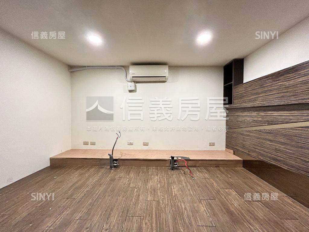 ✿南京三民挑高４米店辦✿房屋室內格局與周邊環境