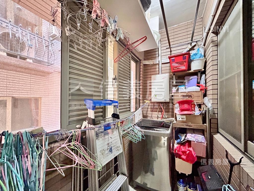 羅浮方正三房車位房屋室內格局與周邊環境