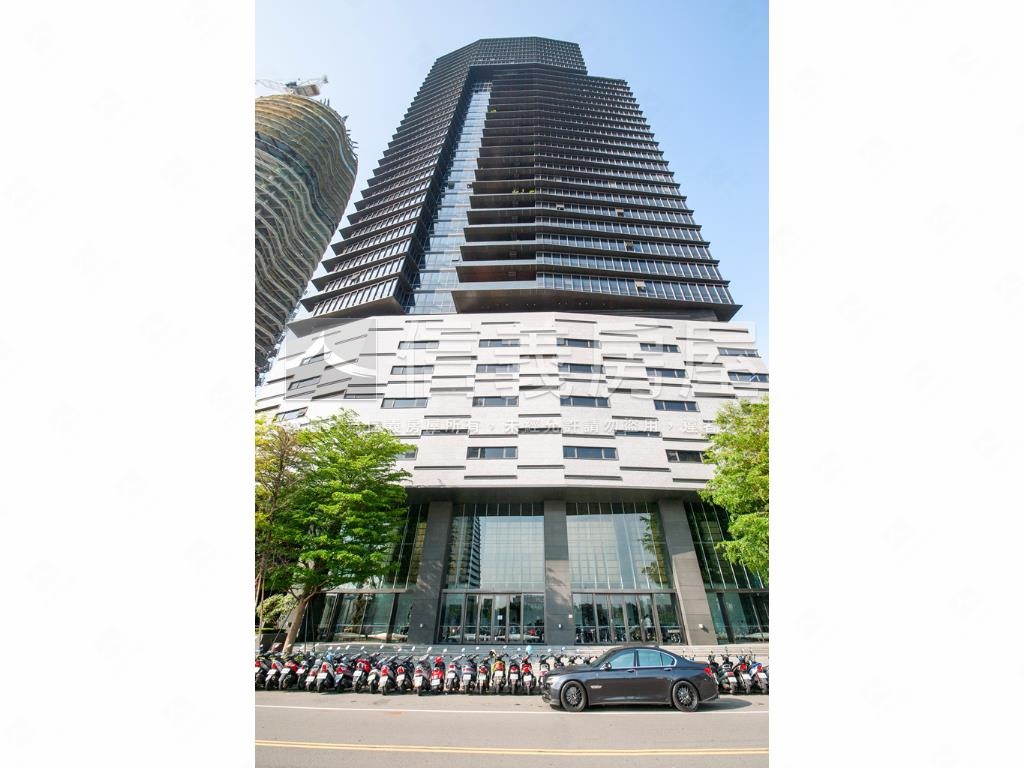 馬上看七期鼎盛商辦ＢＨＷ房屋室內格局與周邊環境